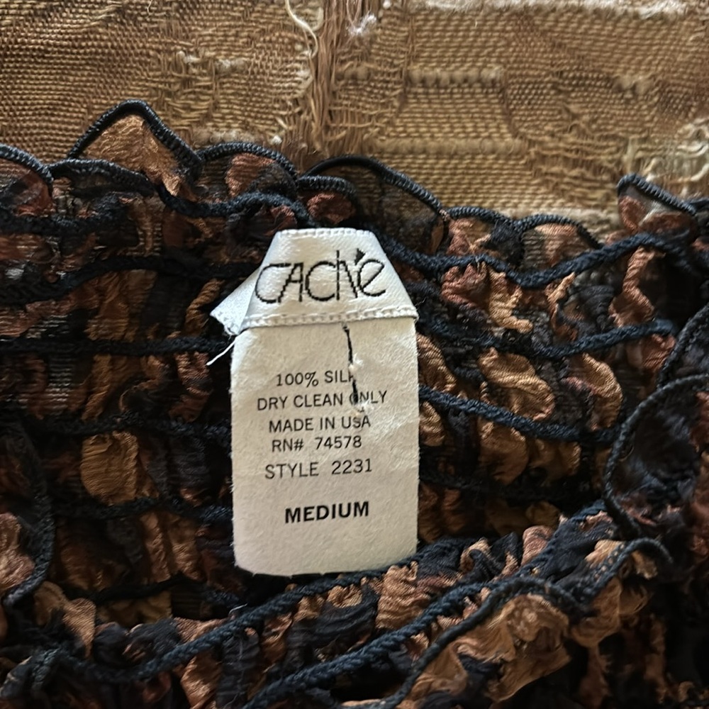 Blouse - Picture 2 of 4